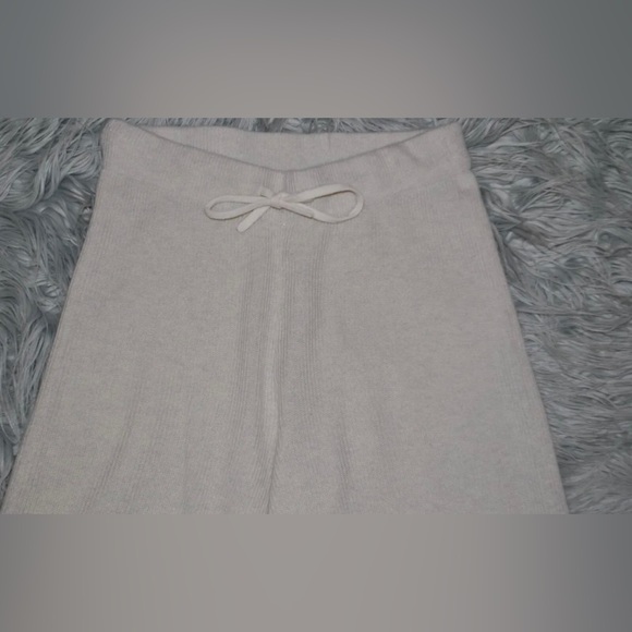 CALME By Johnny Was 100% Cashmere Bermuda Shorts S $228 - Picture 3 of 4